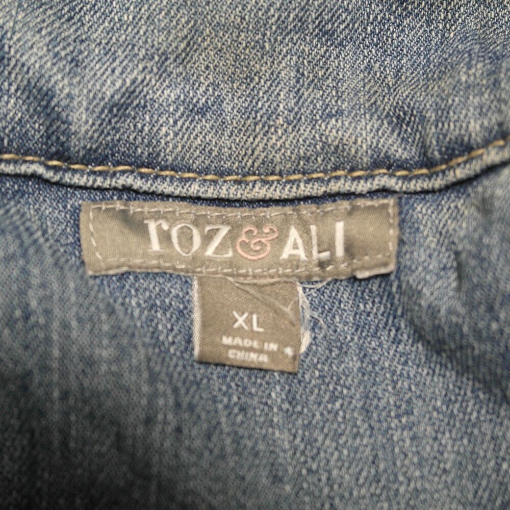 Roz & Ali Women’s Sleeveless Blue Denim Vest Sz XL - Picture 3 of 5